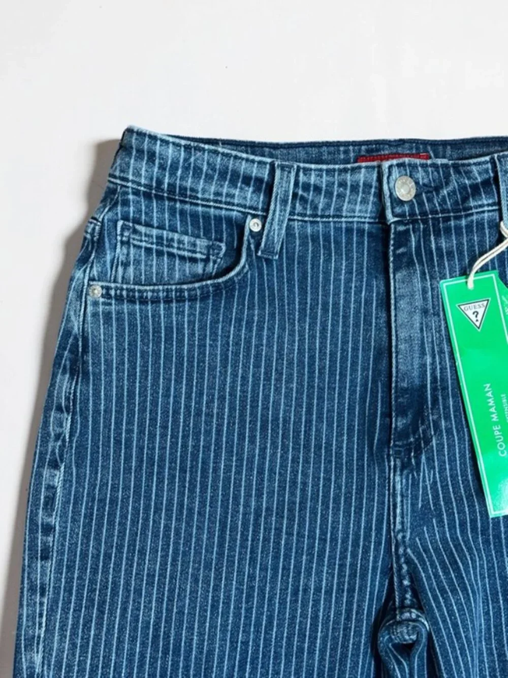 NWT GUESS Lena High-Rise Mom Jeans Blue Pinstripe - Super Stretchy! Size 28